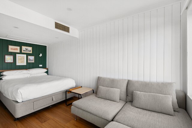 スタイリッシュ スタジオ イン ザ ハート オブ ニュータウン ウィズ プール