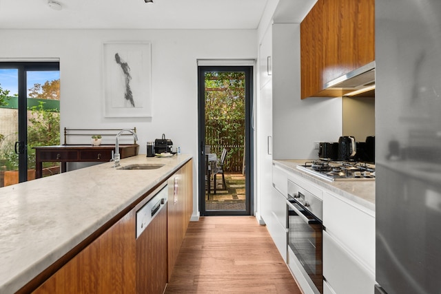 スペーシャス 2ベッド リトリート ウィズ BBQ & コートヤード