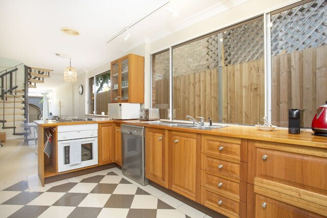 コンフォータブル テラス イン セントラル ロケーション