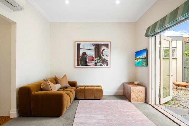 ウェルネス エスケープ: 1ベッド ホーム + スタジオ & サウナ