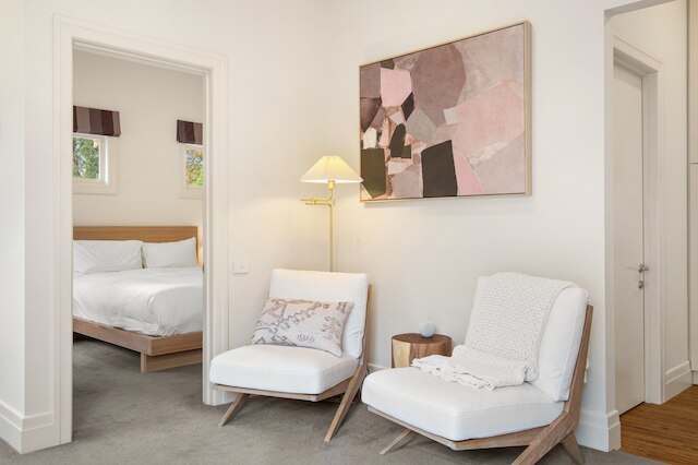 ウェルネス エスケープ: 1ベッド ホーム + スタジオ & サウナ