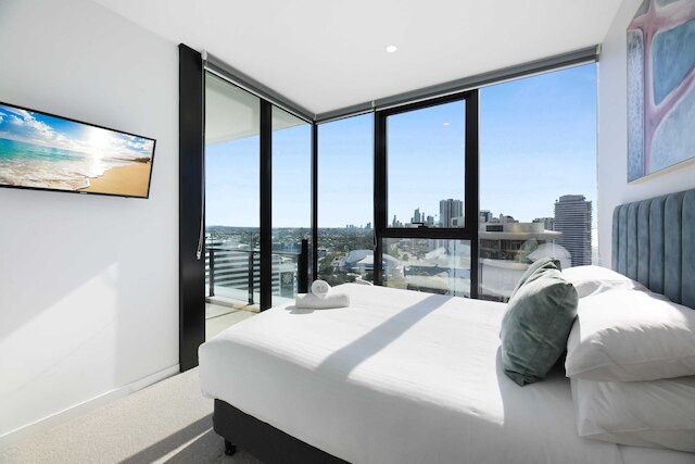 エレガント 2ベッド ブロードビーチ ホテル ウィズ オーシャン ビュー