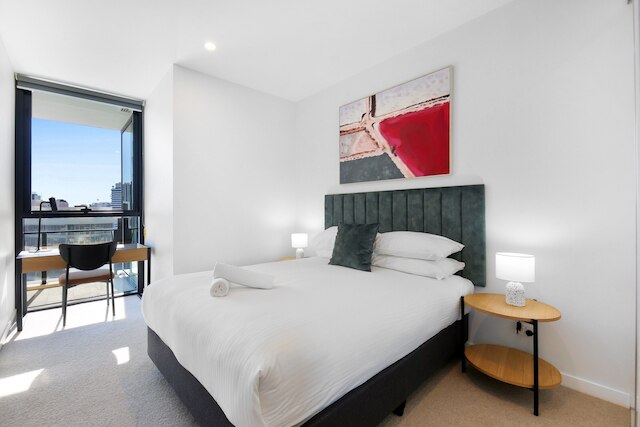 エレガント 2ベッド ブロードビーチ ホテル ウィズ オーシャン ビュー