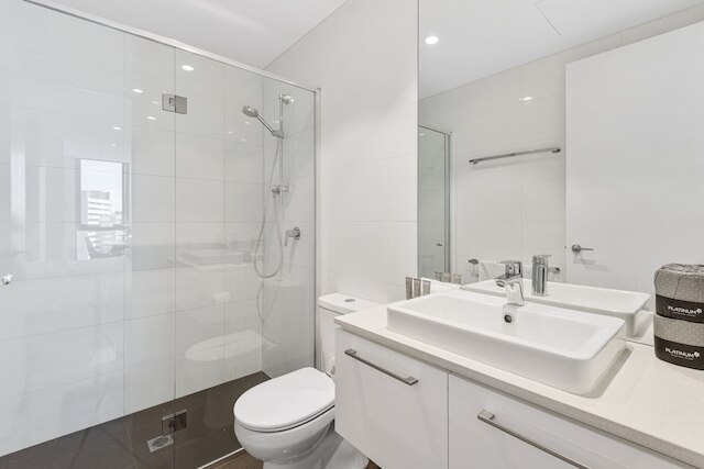 エレガント 2ベッド アパートメント ウィズ バルコニー & シティビュー