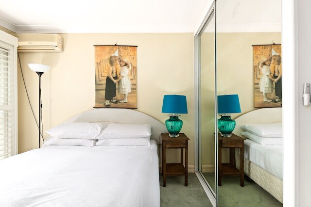 スペーシャス 2ベッド タウンハウス ウィズ ガレージ & パティオ