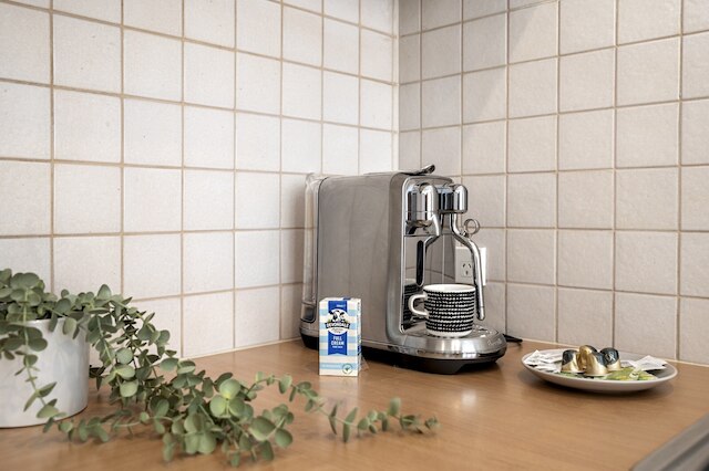 クラシック 1ベッド シティステイ ニア イータリーズ アンド レーンウェイズ