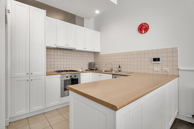 クラシック 1ベッド シティステイ ニア イータリーズ アンド レーンウェイズ