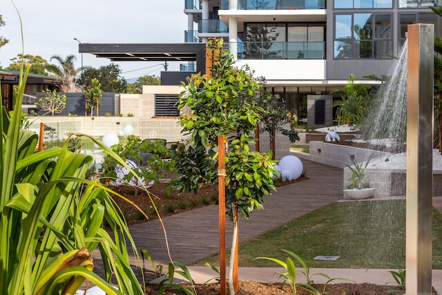 ラックス ビーチフロント 2ベッド ウィズ ジム、プール & ビューズ