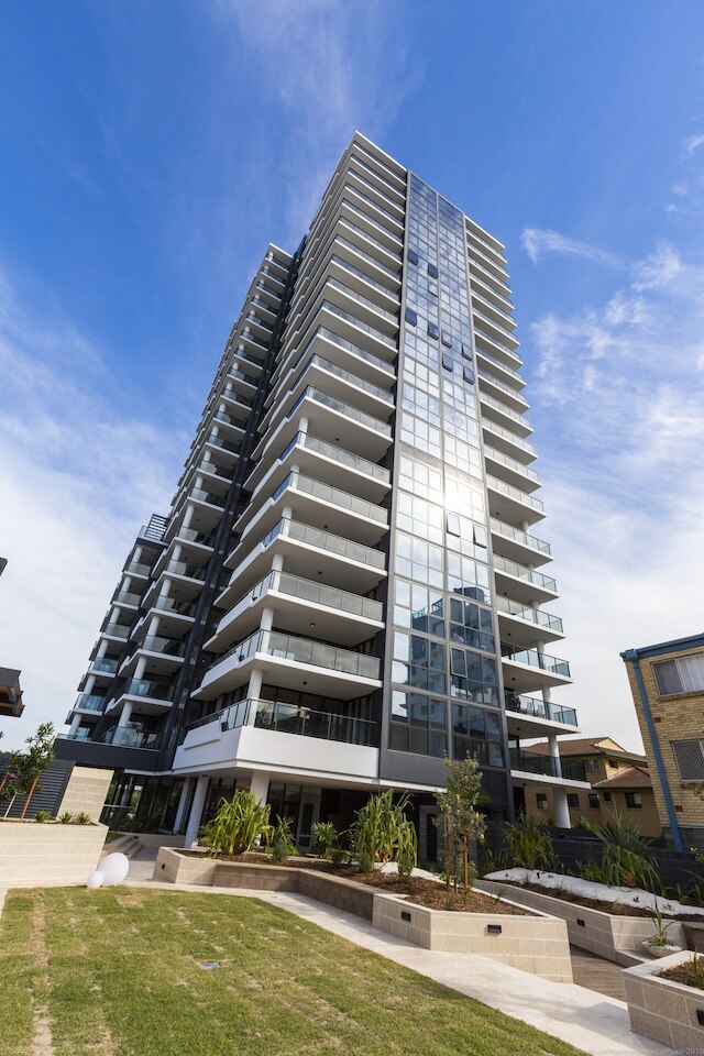 ラックス ビーチフロント 2ベッド ウィズ ジム、プール & ビューズ