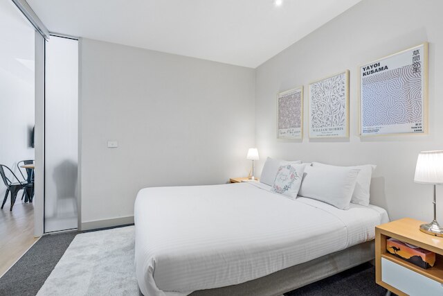 ソフィスティケイテッド CBD 2ベッド アパートメント バイ ヤラリバー