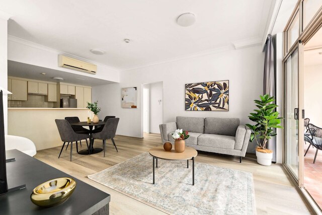 ブライト インナーウエスト ステイ ウィズ プールアクセス