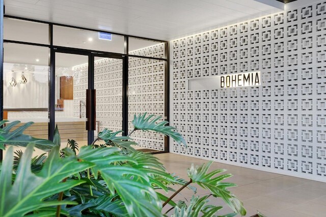 スペーシャス ウエストエンド アパートメント ウィズ プール & BBQ アクセス