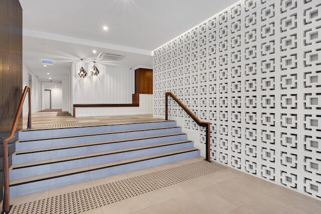 スペーシャス ウエストエンド アパートメント ウィズ プール & BBQ アクセス