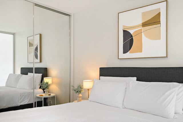 ブライト 1ベッドルーム アパートメント ニア マリビノン リバー