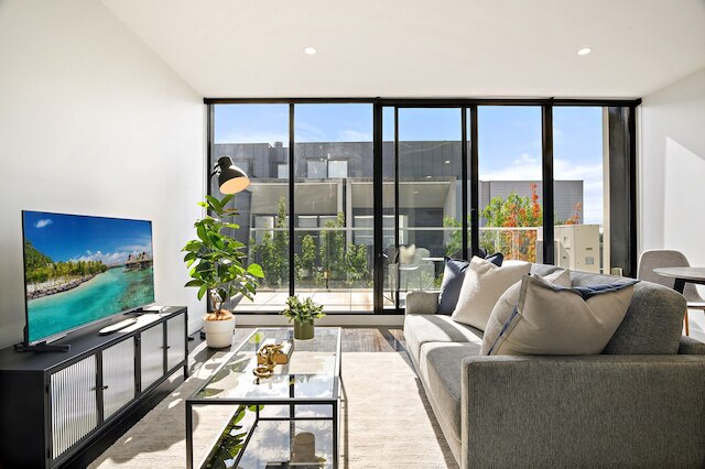 ブライト 1ベッドルーム アパートメント ニア マリビノン リバー