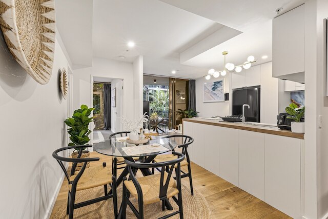 モダン サウスバンク アパートメント ウォーク トゥ ダイニング