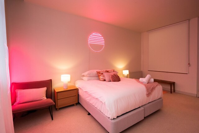 ファン アンド チーキー 70s スタイルド シティ アパートメント