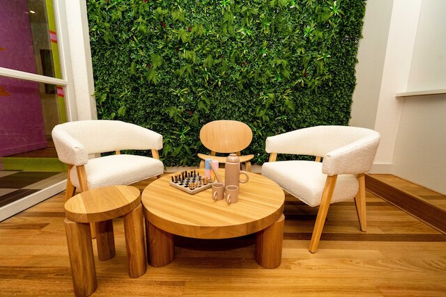 ファン アンド チーキー 70s スタイルド シティ アパートメント