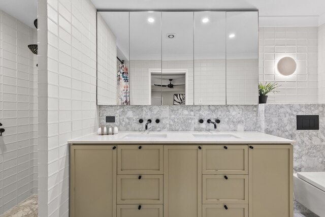 ブライト 2ベッド ニューファーム アパートメント ウィズ プライベートパティオ