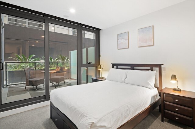 ブライト 2ベッド フラット ウィズ シティサイド チャーム