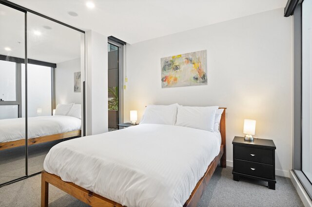 ブライト 2ベッド フラット ウィズ シティサイド チャーム