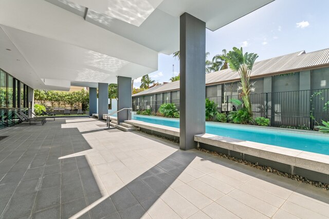 カンガルーポイント 2ベッド フラット ウィズ ジム & プール