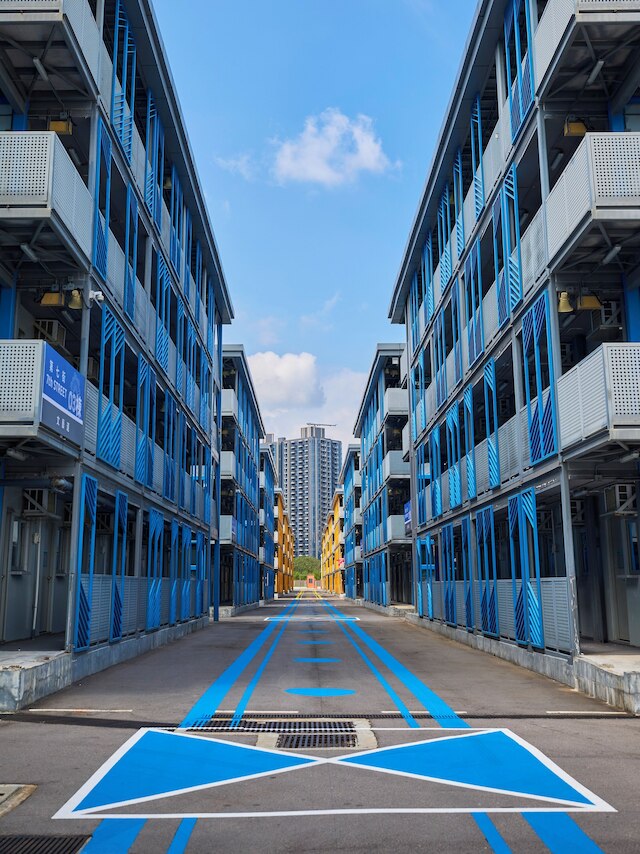 Runway 1331 - Enlight