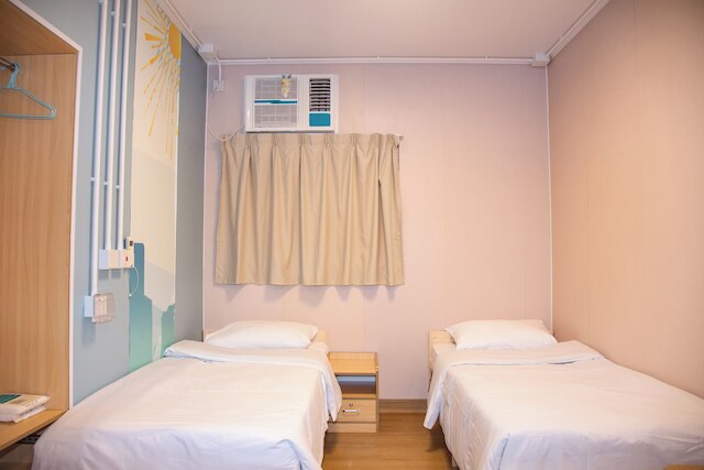 Runway 1331 - Enlight