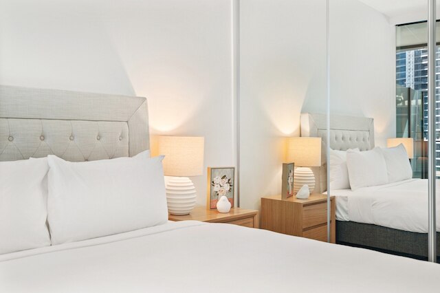 スペーシャス モダン アパートメント ウィズ プール & ジム アクセス