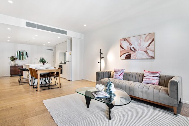 スペーシャス モダン アパートメント ウィズ プール & ジム アクセス