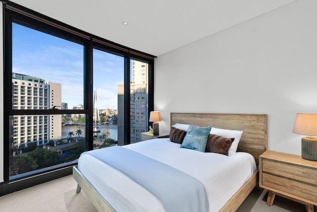 スタイリッシュ 1 ベッド アパートメント イン ハート オブ ブリスベン