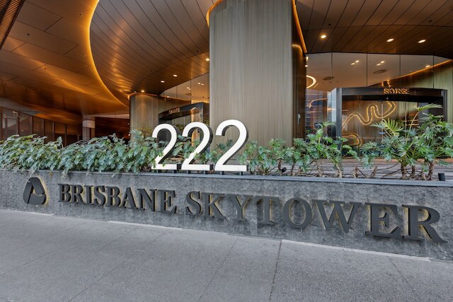 スタイリッシュ 1 ベッド アパートメント イン ハート オブ ブリスベン