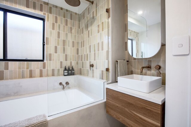 コースタル 2ベッド アパートメント ウィズ コートヤード