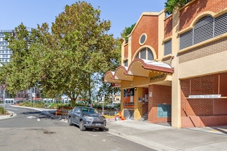 スペーシャス 3ベッド ウィズ アルフレスコダイニング バイ アメニティーズ