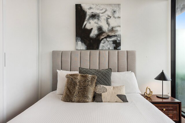 シック 1ベッド ウィズ シティビューズ パーキング ジム & プール