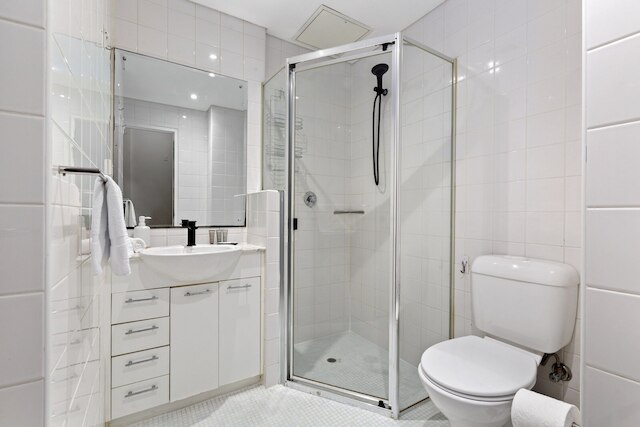 シック インナーシティ 1ベッドルーム ウィズ バルコニー