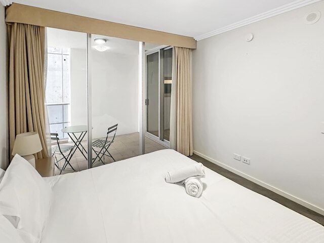 2 ベッド シティ アパートメント ウィズ ジム