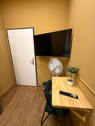 Group Stay 4BR Near Westbahnhof