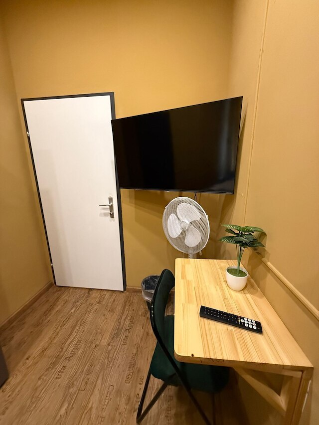 Group Stay 4BR Near Westbahnhof