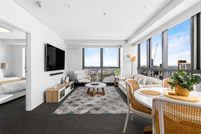 スタニング リバービュー 2ベッド ウィズ プール