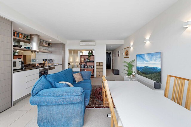 エクレクティック 1ベッド アパートメント ウィズ プール アンド ジム