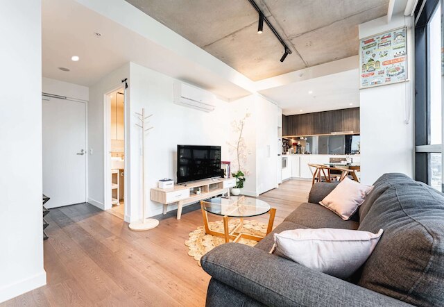 スタイリッシュ サウスバンク 1ベッドルーム ウィズ プール アンド ジム