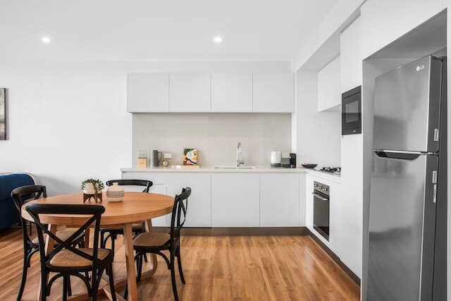 サーファーズパラダイス 1ベッド ウィズ スタニングビューズ & プール