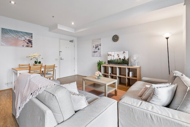 セントラル 2ベッド アパートメント ウィズ パーキング