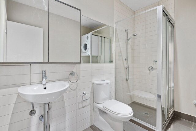 シック インナーシティ コンビニエンス ウィズ セキュア パーキング