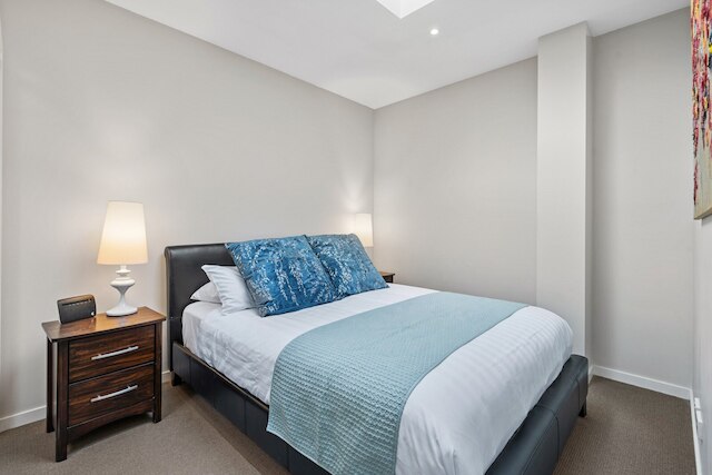 シック インナーシティ コンビニエンス ウィズ セキュア パーキング