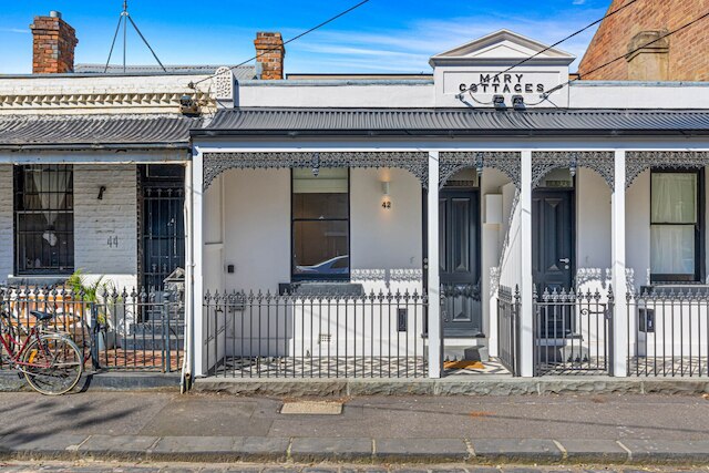 スタイリッシュ 2 ベッド ビクトリアンテラス イン カールトン