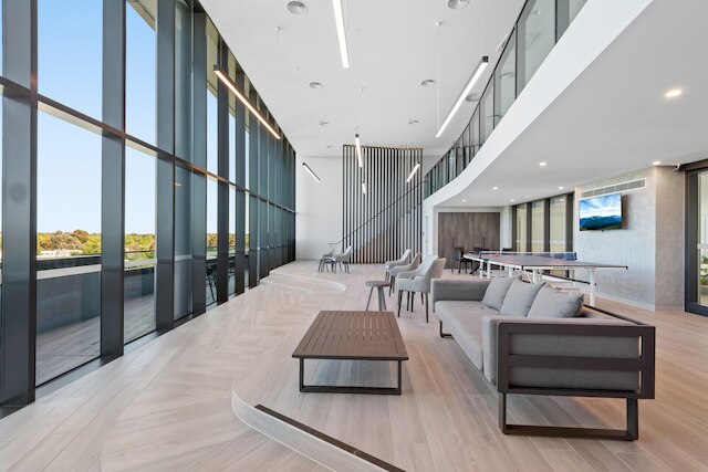 スタニング 1 ベッド ウィズ シティビューズ アンド アメニティーズ