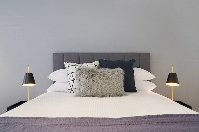 セントラル 1ベッドルーム アパートメント ウィズ シティビューズ