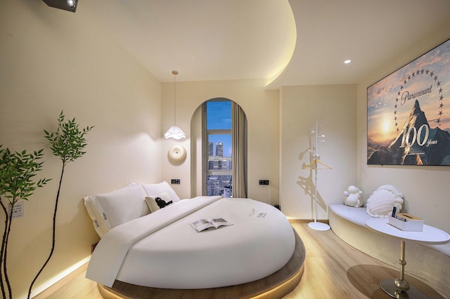 Liberation Monument Riverside HoteL